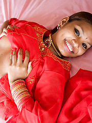 Erotic picture of Naked Desi babe