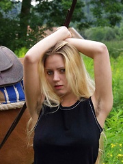 Erotic picture of girls hairy armpit hairyhere.com