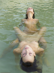 Erotic picture of Two girls, having sex in the sea! You're dream is coming true!