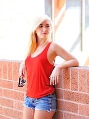 Erotic picture of Jayde is adorably sporty