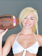 Erotic picture of Jayde is adorably sporty