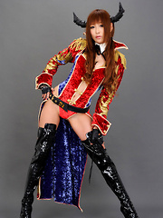 Erotic picture of Sayuri Ono Asian poses so sexy in warrior suit and long boots