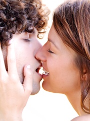 Erotic picture of Gabby plays with her date