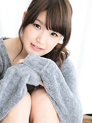Erotic picture of Yuna Ishihara
