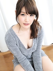 Erotic picture of Yuna Ishihara