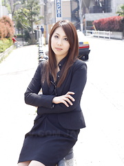 Erotic picture of Hikaru Matsu flaunts her hot body outdoors