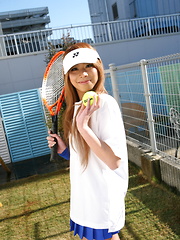 Erotic picture of Remika Uehara has really good looking curves