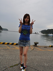 Erotic picture of Beautiful lady Hinata Serina likes to show off